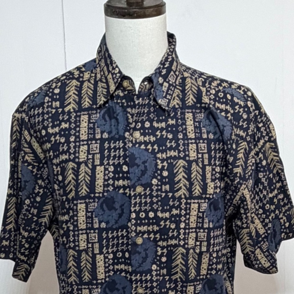Summa Shirt Men Large Blue Silk Tribal Print Button Up Short Sleeve Beachy